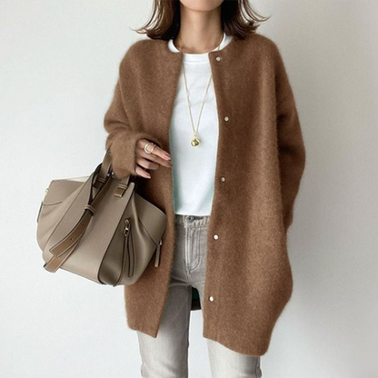 Gilet femme élégant maille tricotée coupe ajustée automne hiver