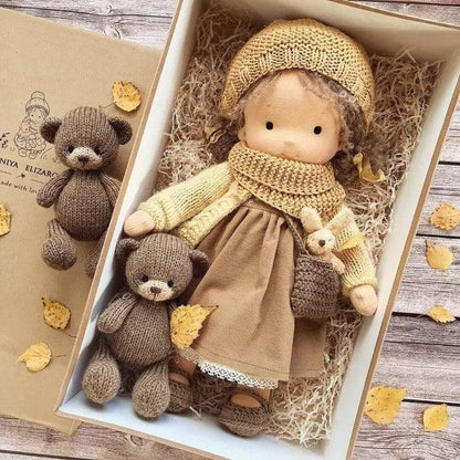 Poupée artisanale style Waldorf coton fibres naturelles 28cm lavable dès 3 ans