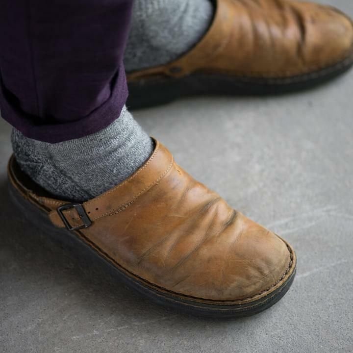 Sabots slip-on synthétique effet cuir semelle rembourrée tailles 38-48 intérieur extérieur