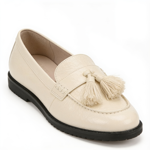 Women's Beige Loafers With Tassel Detail Synthetic Leather – fond blanc